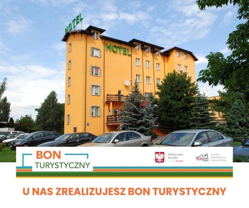 Hotel U Witaszka Czosnów Екстериор снимка